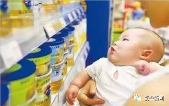 奶粉新政加速行業(yè)洗牌，乳企去庫(kù)存價(jià)格戰(zhàn)升級(jí)